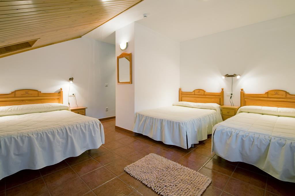 Hotel Castillo D'Acher Siresa Exterior photo